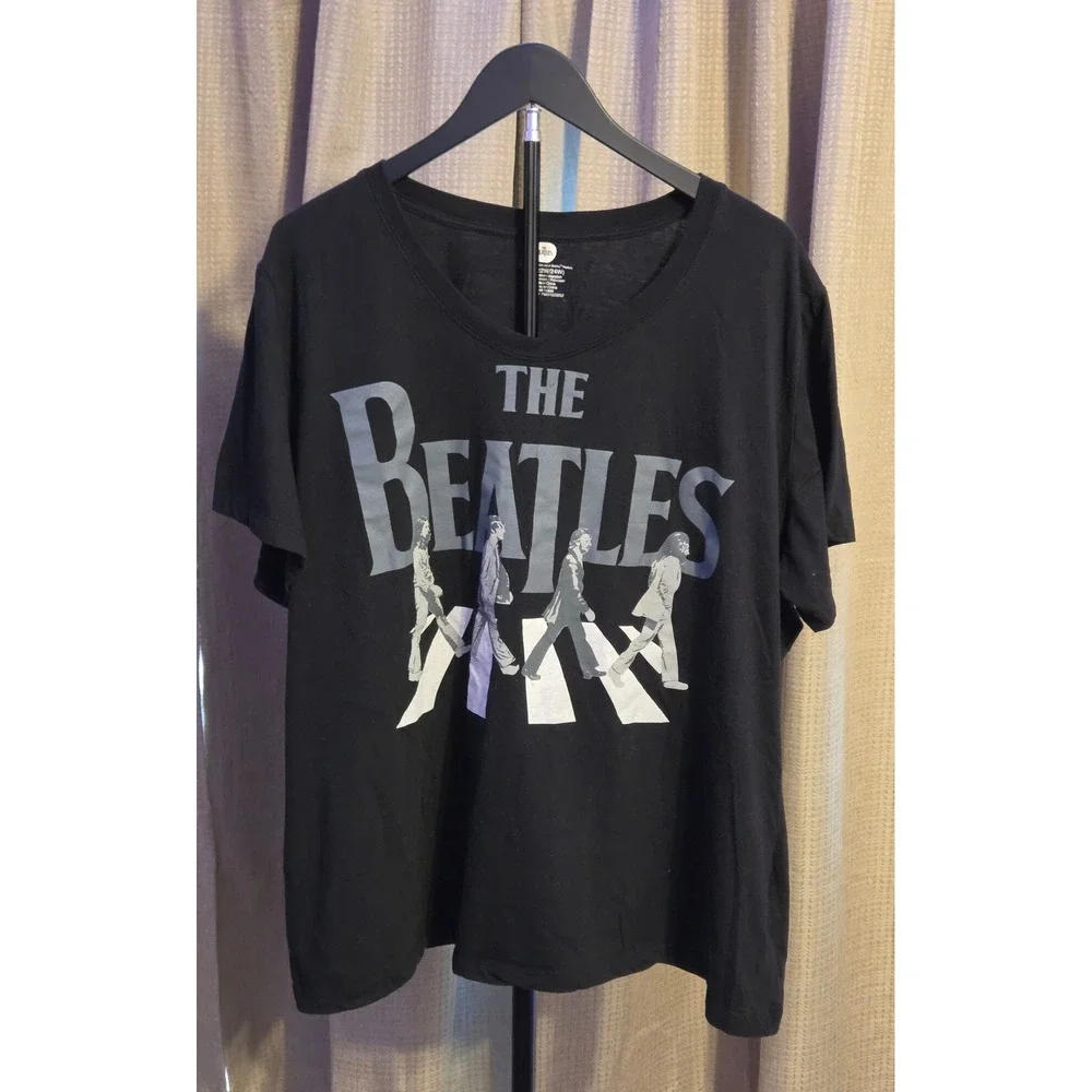 The Beatles Abbey Road Graphic T-Shirt Women's Size 3X (22/24W) Black - Picture 1 of 8